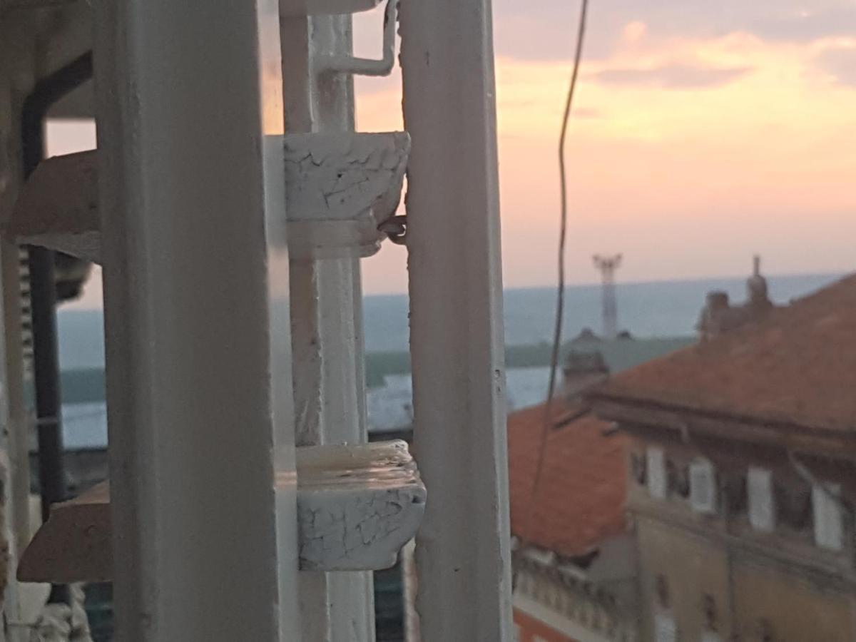 Romantico Nord Est Terst Exteriér fotografie