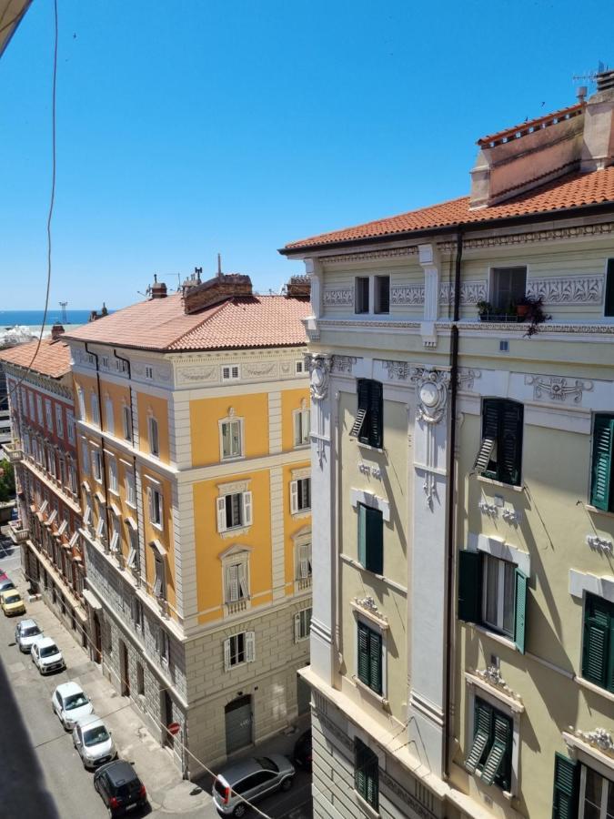 Romantico Nord Est Terst Exteriér fotografie